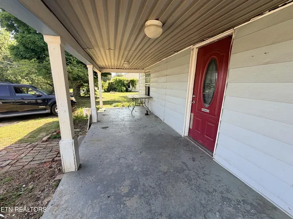 16 Saint Francis St, Englewood, TN 37329