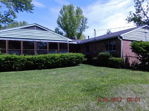 2nd image of 302 Camborne Dr
