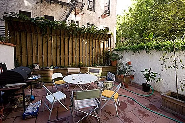 Sold by Leslie J. Garfield | media 2