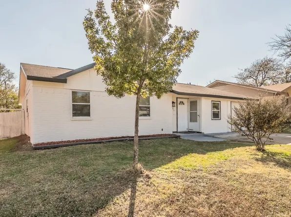 1605 Pisces Ave, Grand Prairie, TX 75051