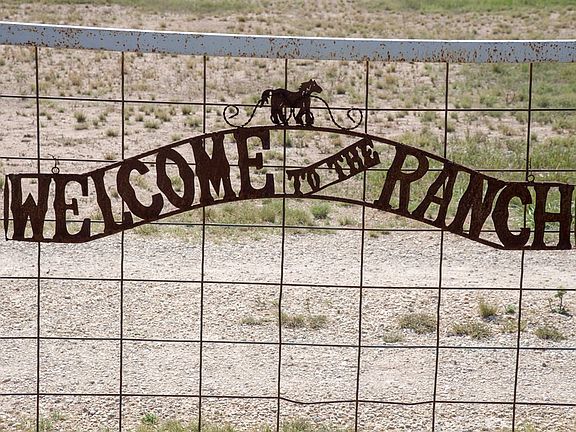 3rd image of 16117 Post Oak Rd S