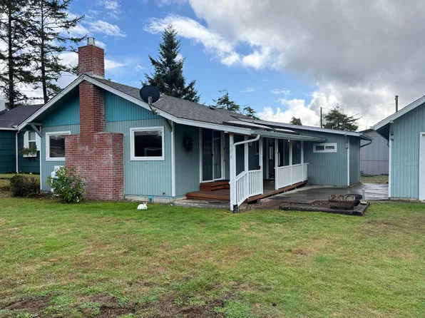 1404 270th Pl, Ocean Park, WA 98640