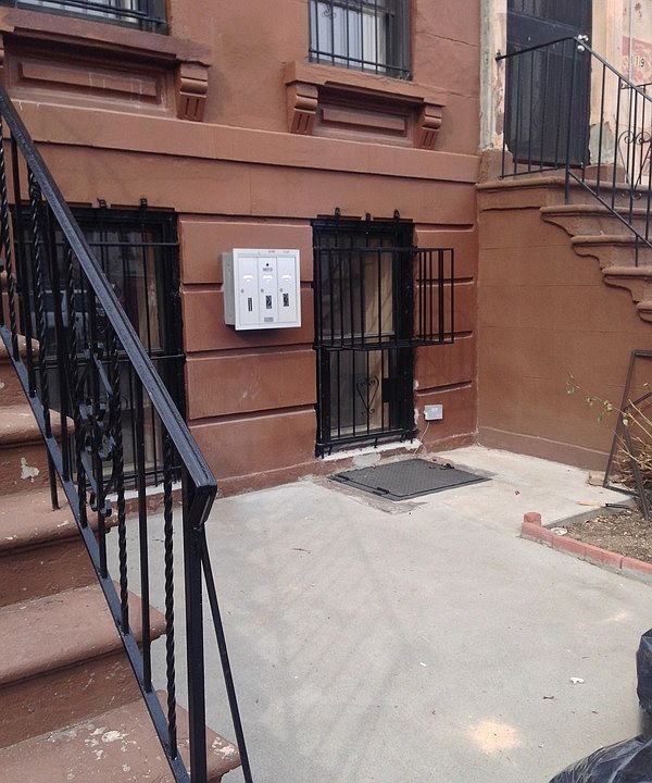 1st image of 317 Quincy St