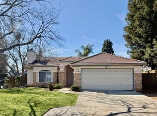 10201 N Whitney Ave, Fresno, CA 93730