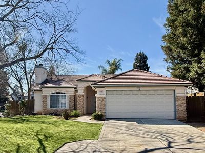 10201 N Whitney Ave, Fresno, CA, 93730
