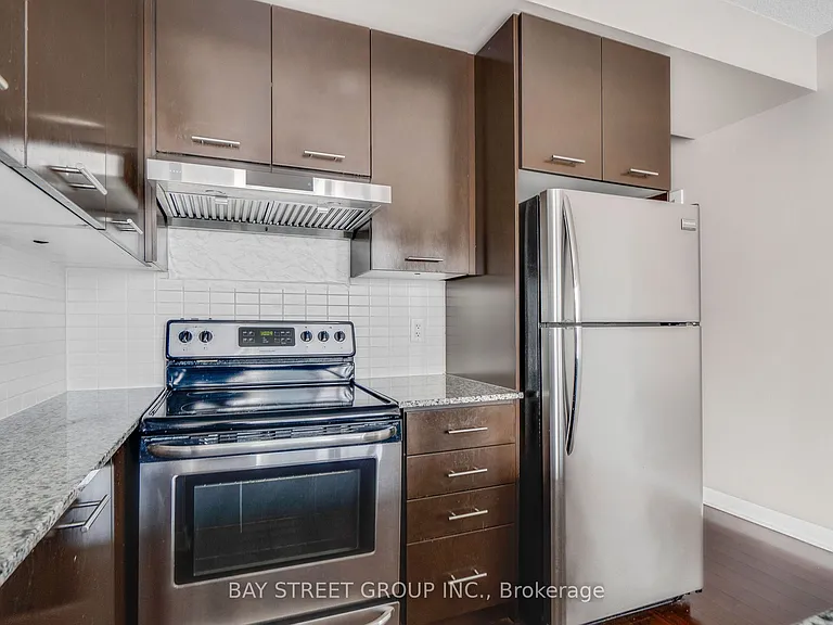365 Prince Of Wales Dr #1108 — Photo 15