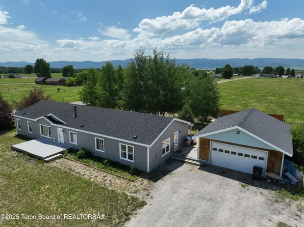 495 E Garnet Ave, Driggs, ID 83422