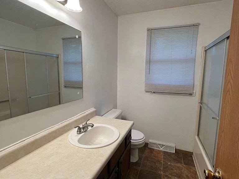 1036 Village Ln — Photo 12