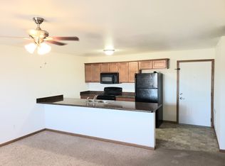 1405 N Elm St APT 306, West Liberty, IA 52776