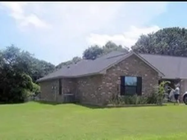 13363 Country Meadow Ln, Lindale, TX 75771