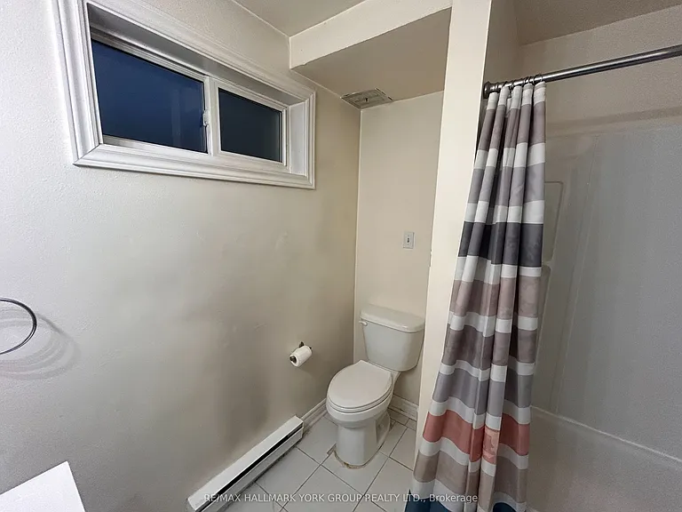 948 Lake Dr E #101 — Photo 13