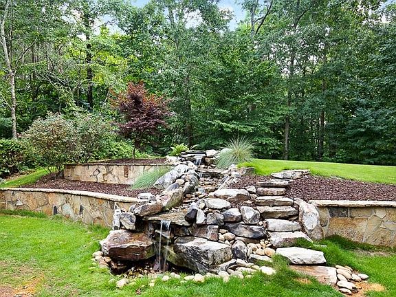 4th image of 3535 Hidden Lake Dr
