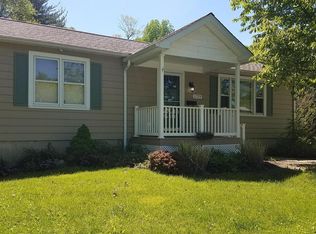 1729 Douglas Ave, Stroudsburg, PA 18360