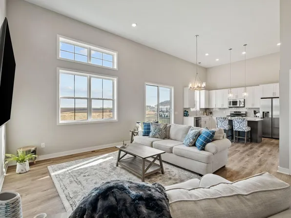 18126 Garland Path, Lakeville, MN 55044