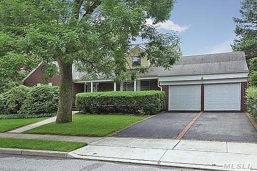 2nd image of 50 Pine St