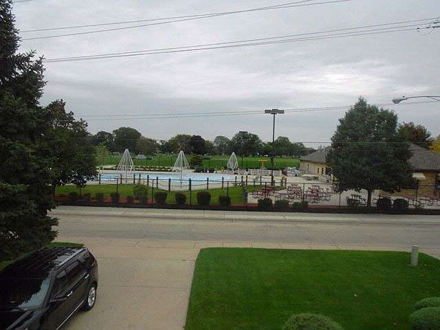 2nd image of 4020 Scott St