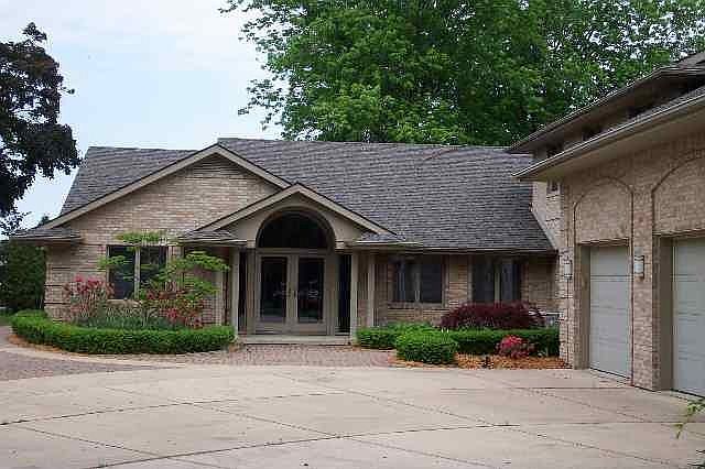 1st image of 28560 Swan Island Dr
