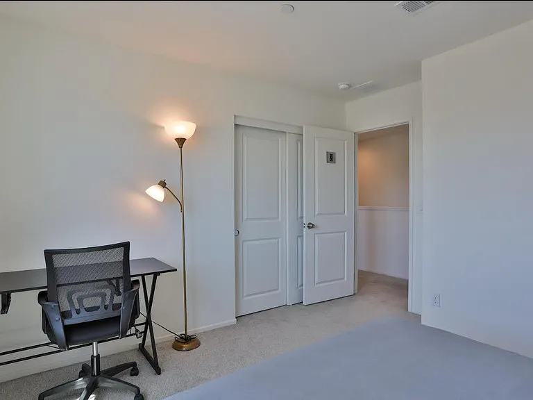84422 Calle Larriva — Photo 14