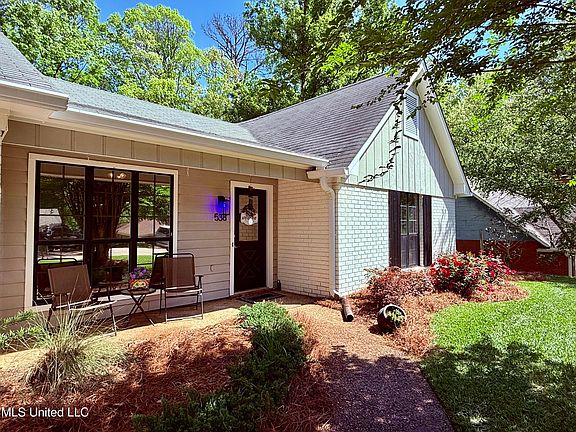 2nd image of 538 Bradford Dr