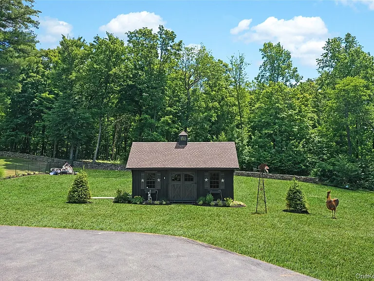 475 N Riverside Rd — Photo 44