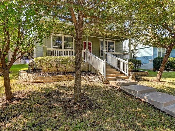 2nd image of 1212 Peyton Pl