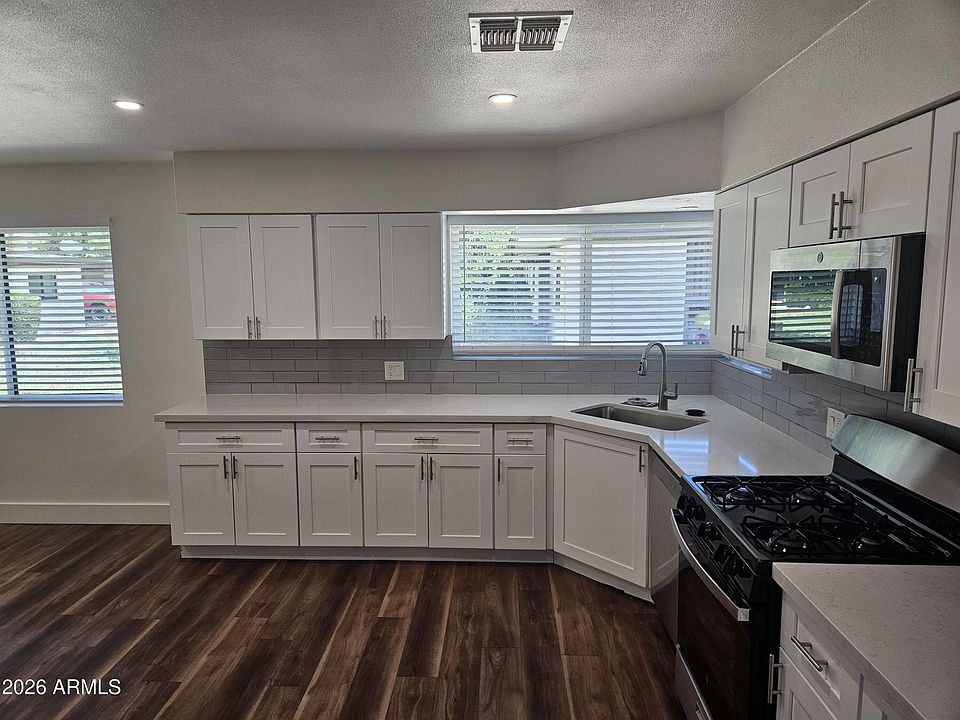 1st image of 3427 E Osborn Rd #9A