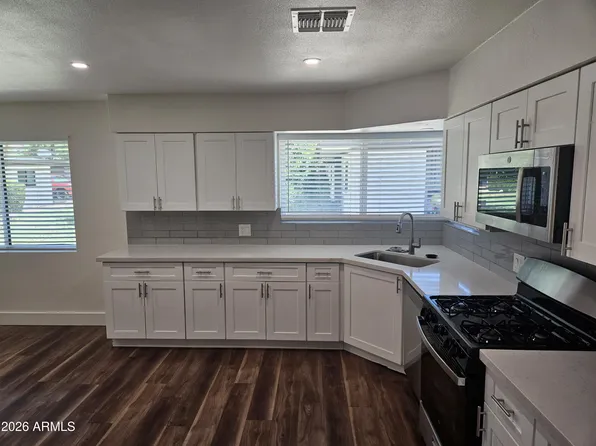 3427 E Osborn Rd #9A, Phoenix, AZ 85018