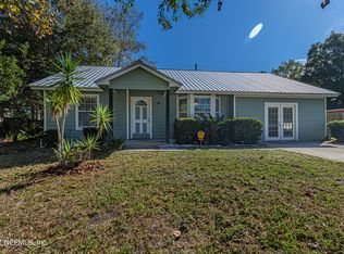 1597 Twin Oak Dr, Middleburg, FL 32068