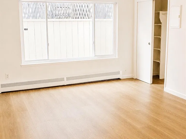 1511 Gough St — Photo 18