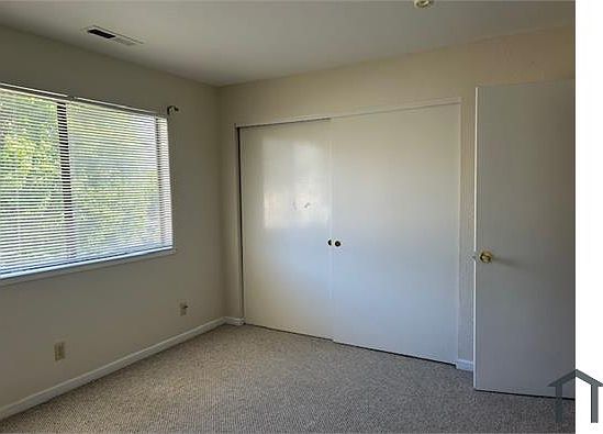 1st image of 237 Green Meadow Dr