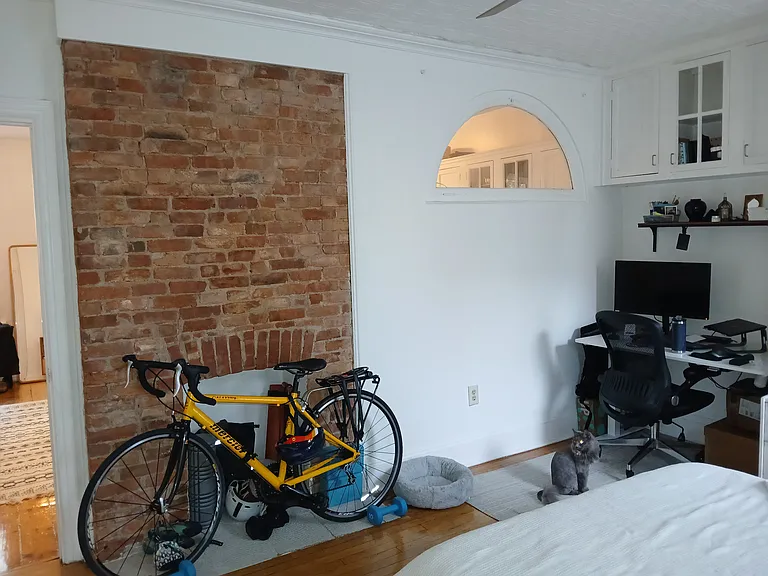 124 Bright St #1 — Photo 6