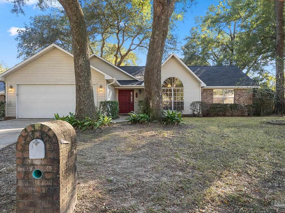 1st image of 2779 Glen Eden Dr