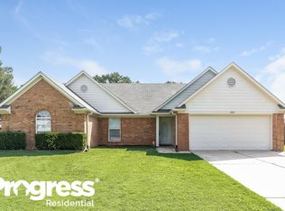 5432 Woodchase Dr, Southaven, MS 38671