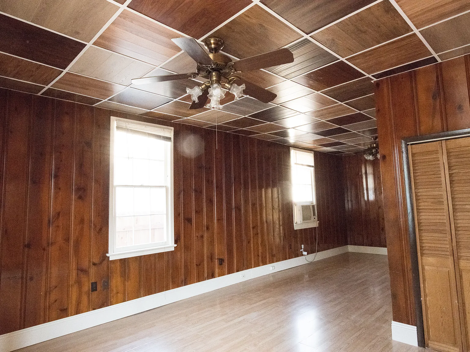 2 bed, 950 sqft, $1,375 — Photo 3
