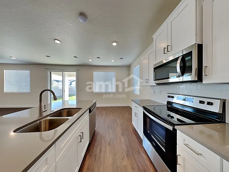 6636 W Achievement St — Photo 4