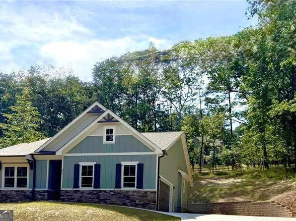 218 Chickasaw Dr, Waleska, GA 30183