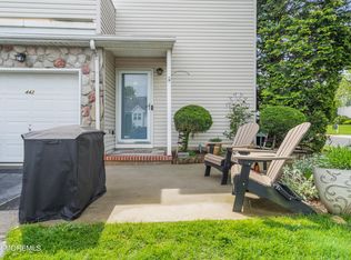 442 Deuce Dr, Wall Township, NJ 07719