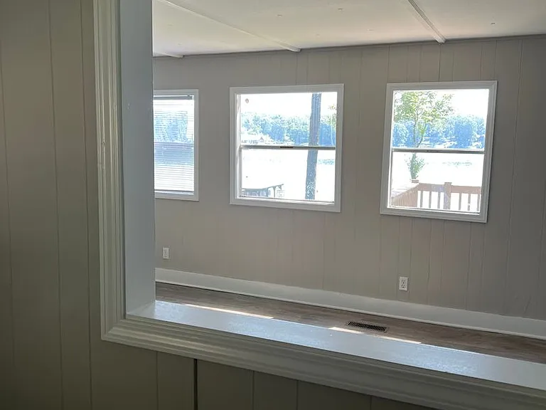 6950 Ingleside Dr — Photo 10