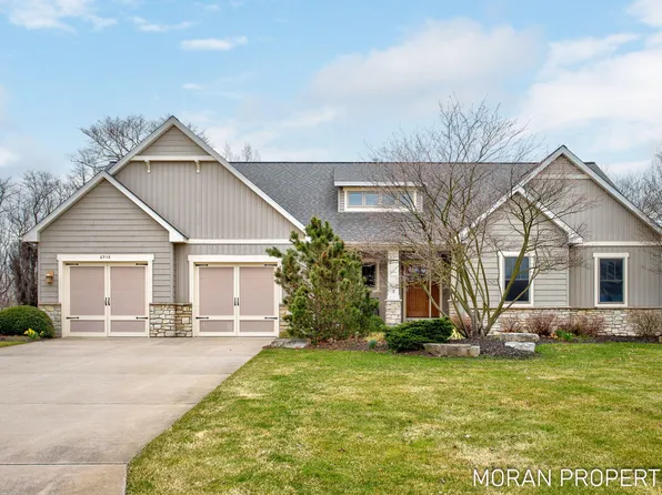 6918 Highland Dr E, Allendale, MI 49401