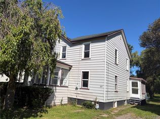 627 E State St, Albion, NY 14411