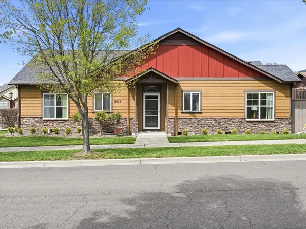 3633 Harbrooke Rd, Medford, OR 97504
