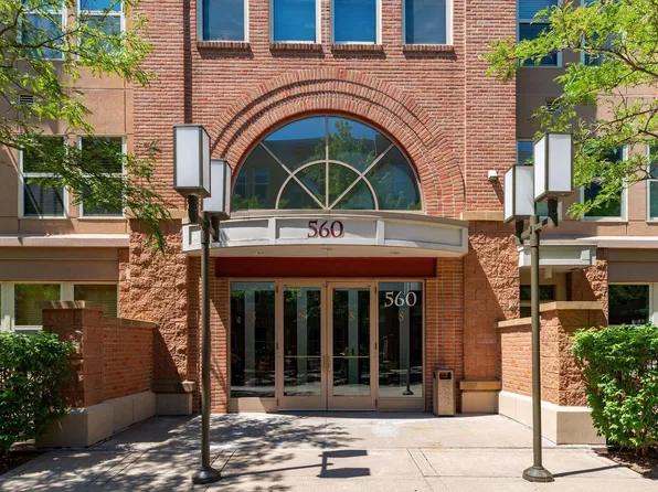 560 N 2nd St APT 400, Minneapolis, MN 55401