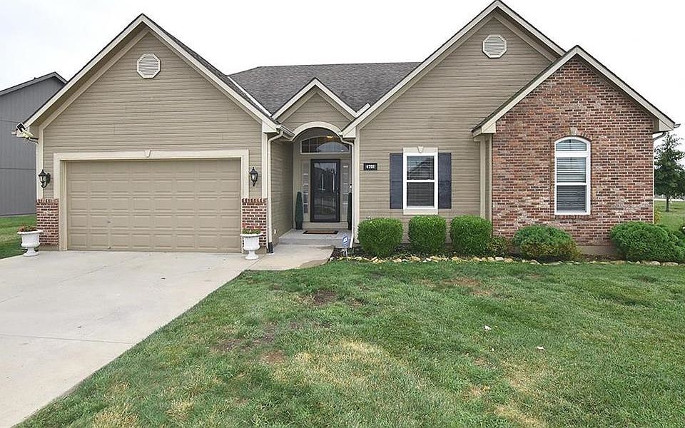 1st image of 4701 NE 102nd Ct
