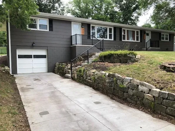 2721 S 107th Ave, Omaha, NE 68124