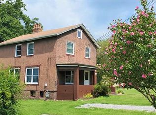 337 Shenango Rd, Beaver Falls, PA 15010