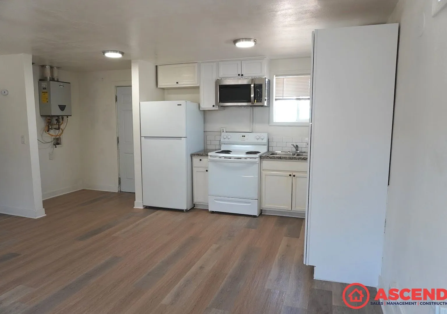 236 Francis St — Photo 4