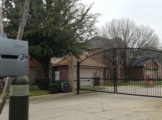 4221 Glengate Dr, Arlington, TX 76016