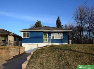 4318 Frederick St, Omaha, NE 68105