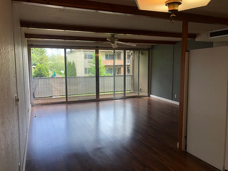 1220 NW State St #18 — Photo 6