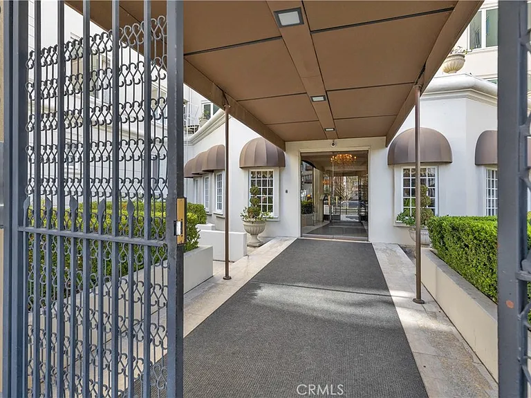 1424 N Crescent Heights Blvd #20 — Photo 34